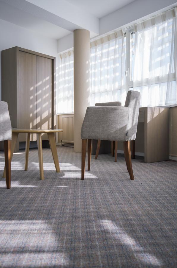 Hotel Biarritz Atlantique - Lycee Hotelier - Management School ภายนอก รูปภาพ